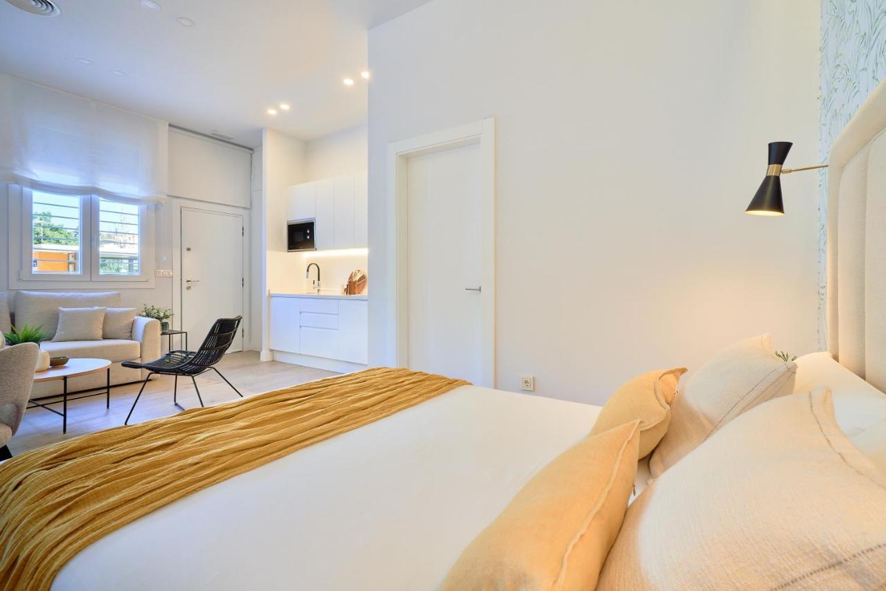 Ferienwohnung Lofts Parque De Huelin Málaga Exterior foto